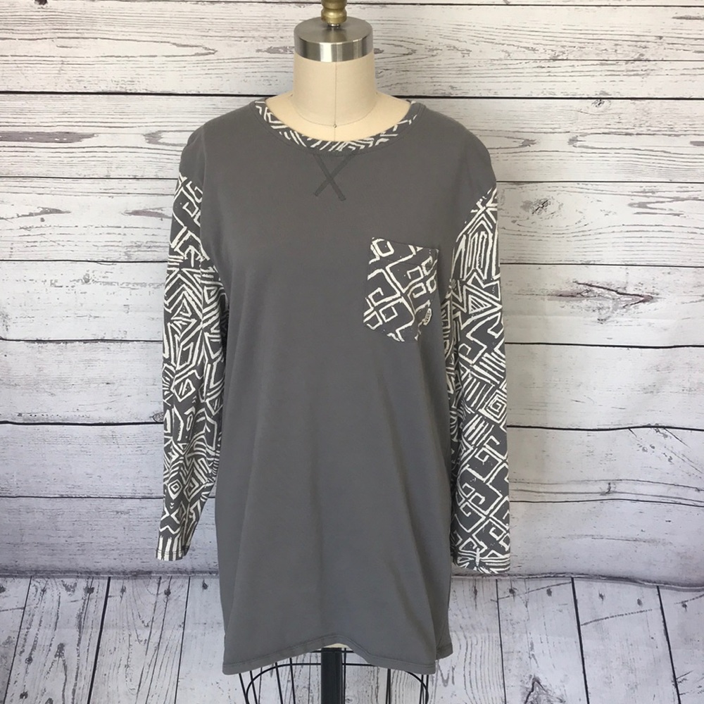 Vans Grey Tribal Baseball T-Shirt Size Large